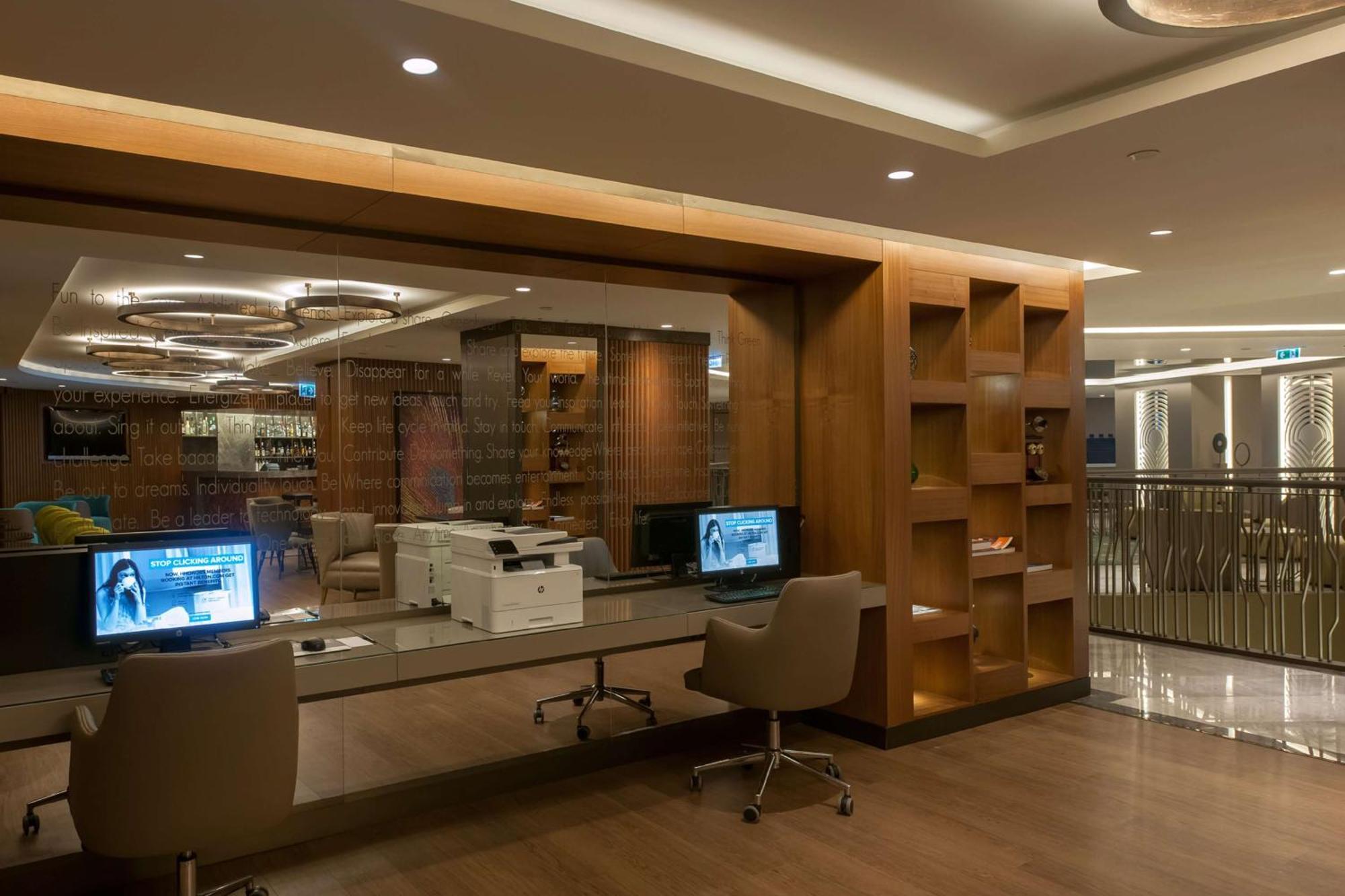 Hotel Doubletree By Hilton Istanbul - Sirkeci Exterior foto