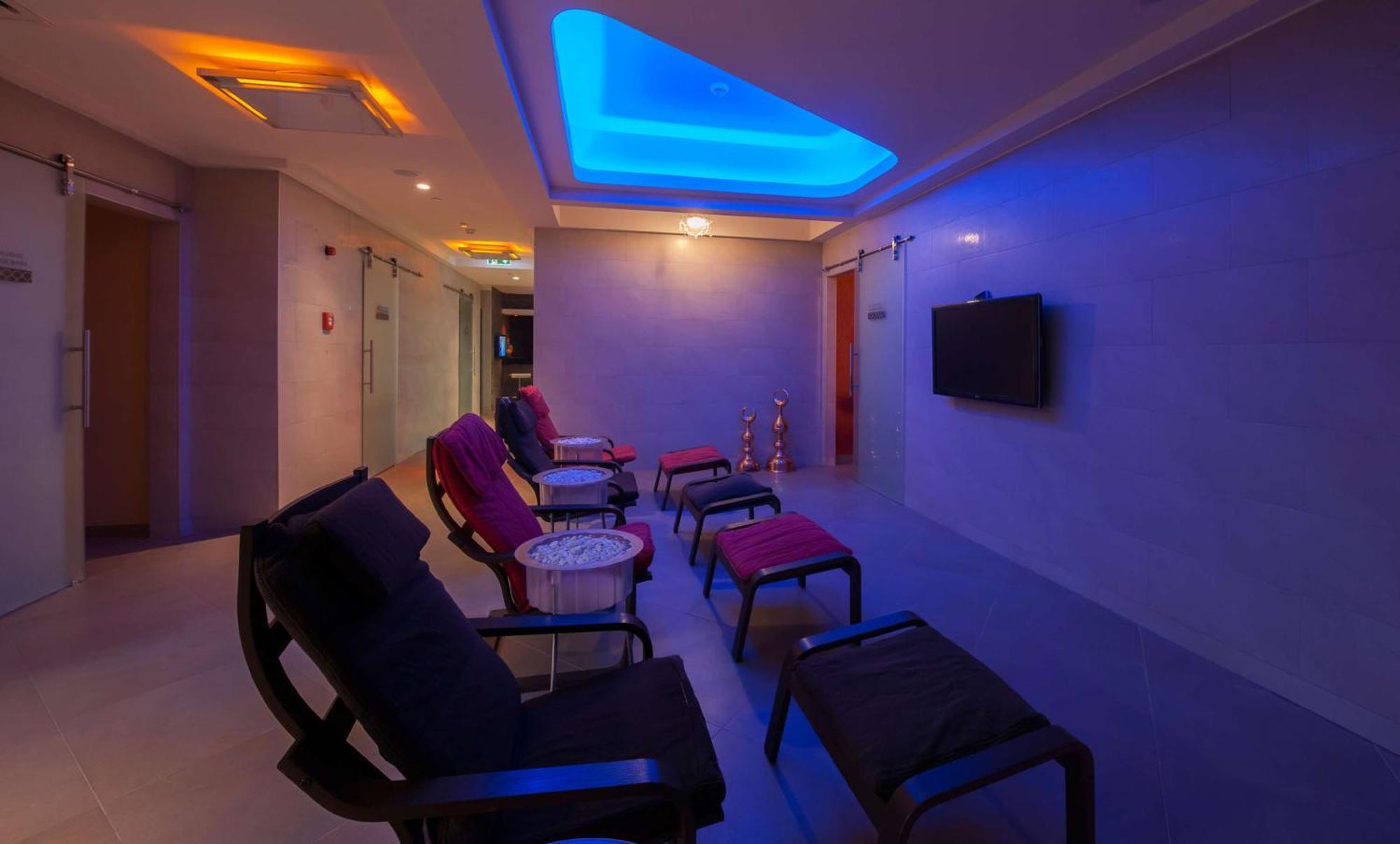 Hotel Doubletree By Hilton Istanbul - Sirkeci Exterior foto
